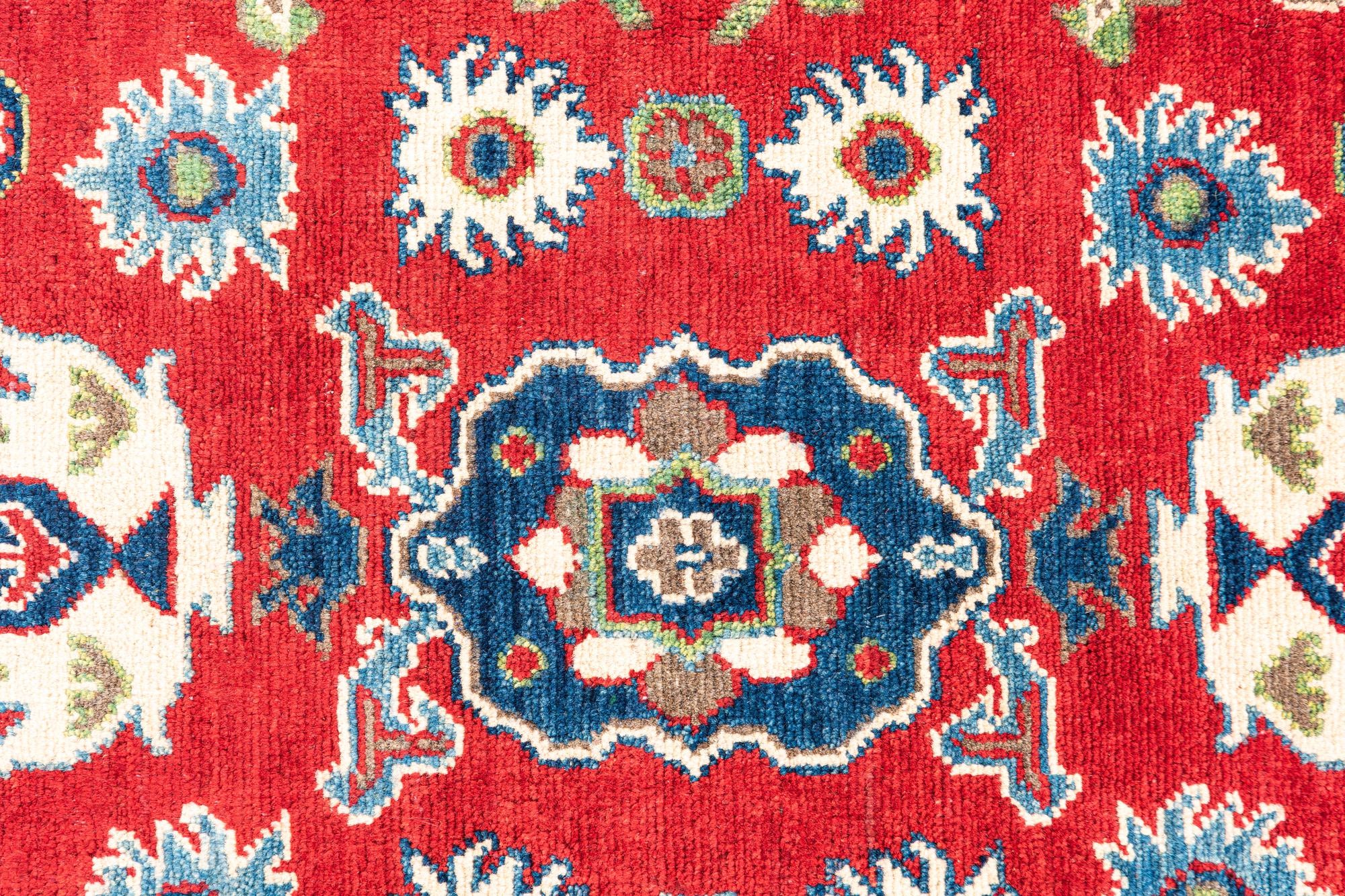 5' x 7' Hand Knotted Kazak Rug