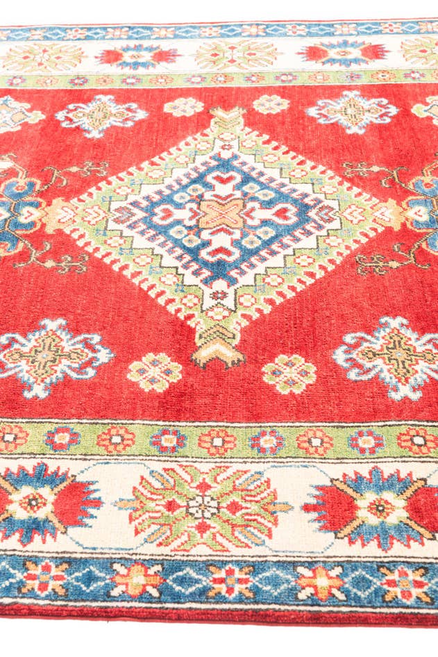 Detail image of 5' 1 x 6' 6 Hand Knotted Kazak Rug