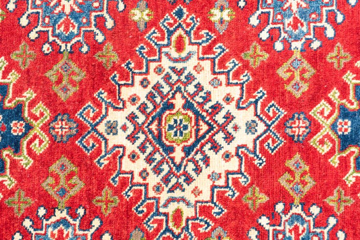 Detail image of 4' 9 x 6' 7 Hand Knotted Kazak Rug