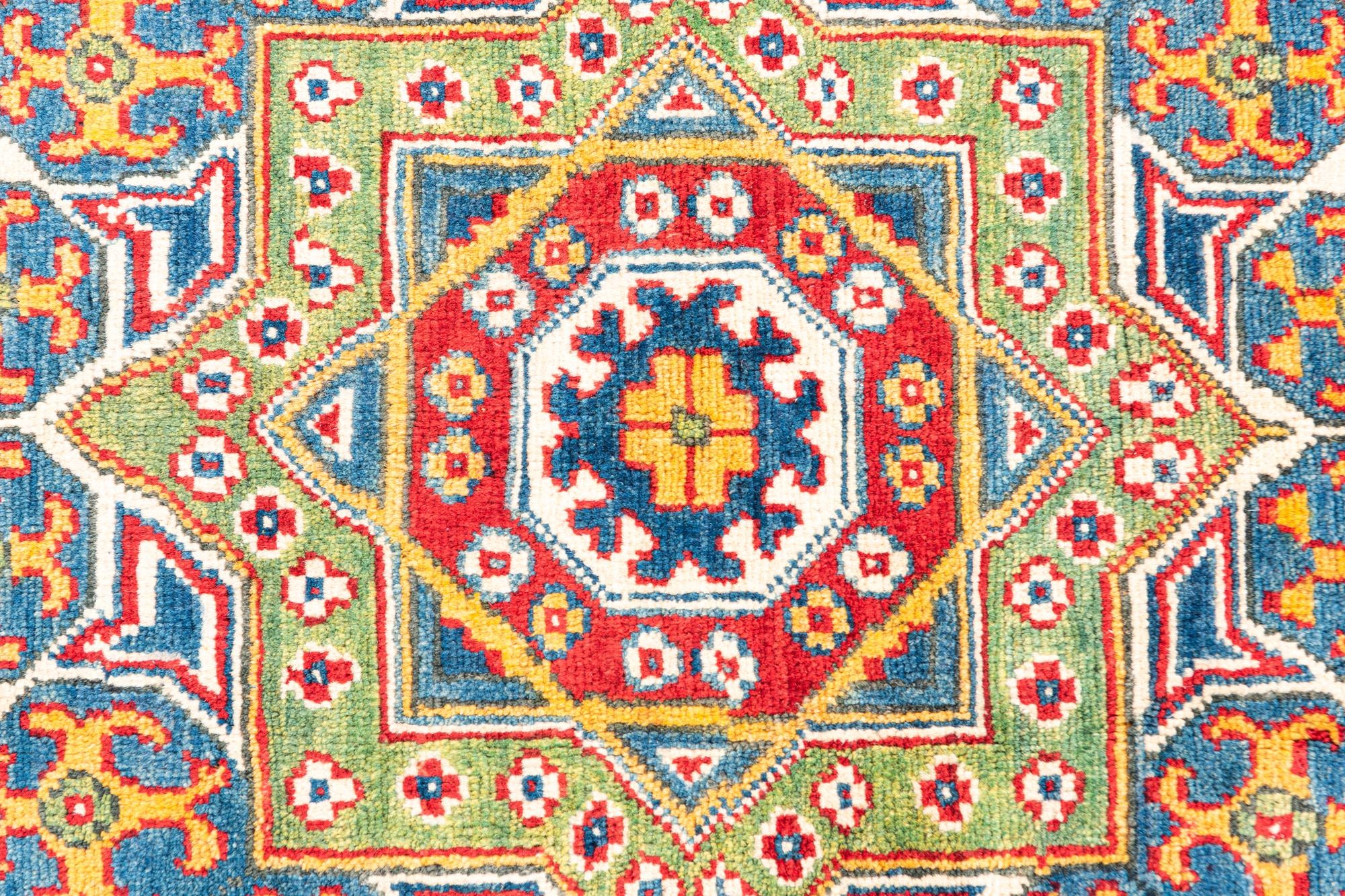 5' x 6' 10 Hand Knotted Kazak Rug