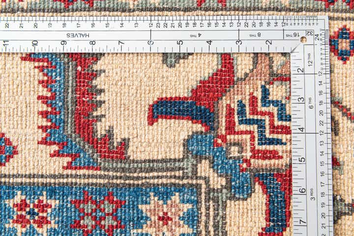 5' x 6' 10 Hand Knotted Kazak Rug