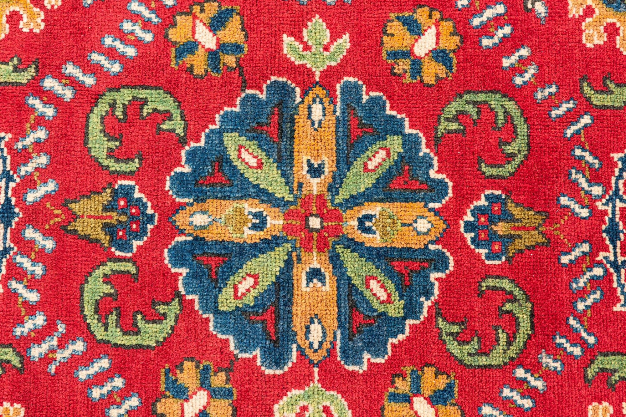 4' 10 x 6' 7 Hand Knotted Kazak Rug
