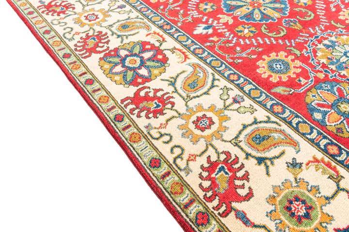 4' 10 x 6' 7 Hand Knotted Kazak Rug
