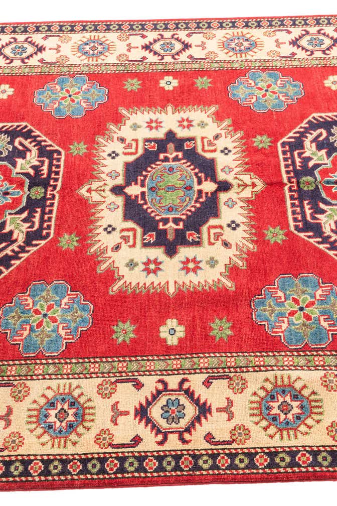 5' 1 x 6' 6 Hand Knotted Kazak Rug