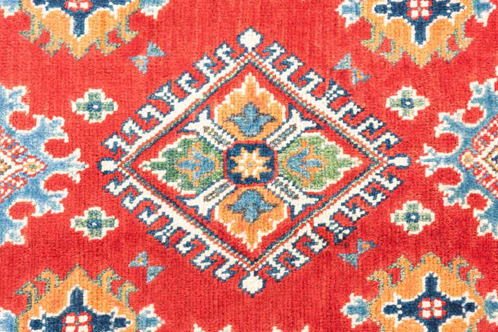 2' 8 x 4' 3 Hand Knotted Kazak Rug
