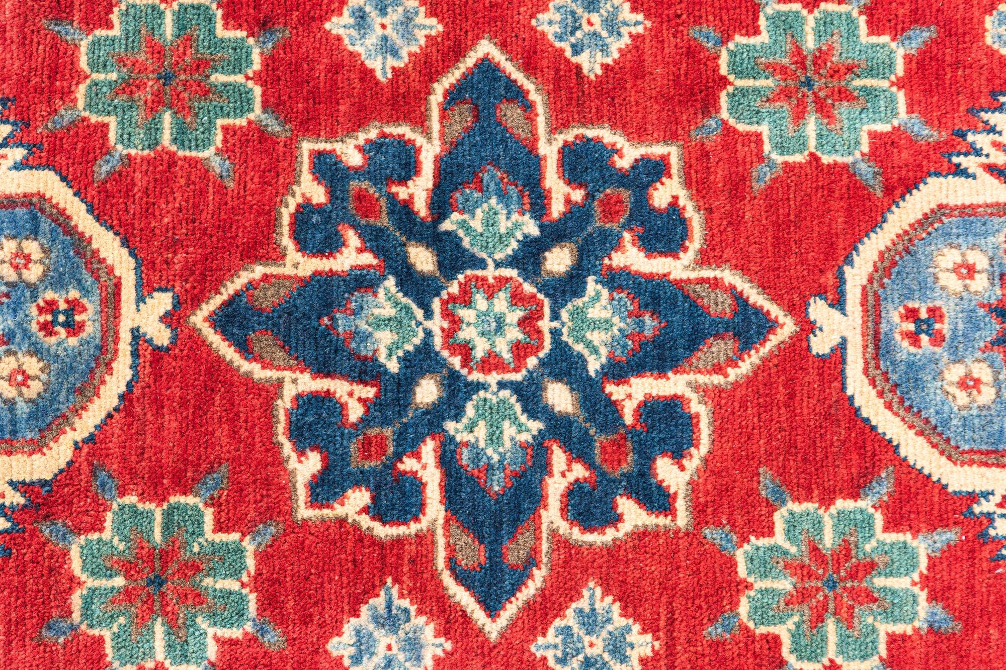 2' 9 x 4' 3 Hand Knotted Kazak Rug