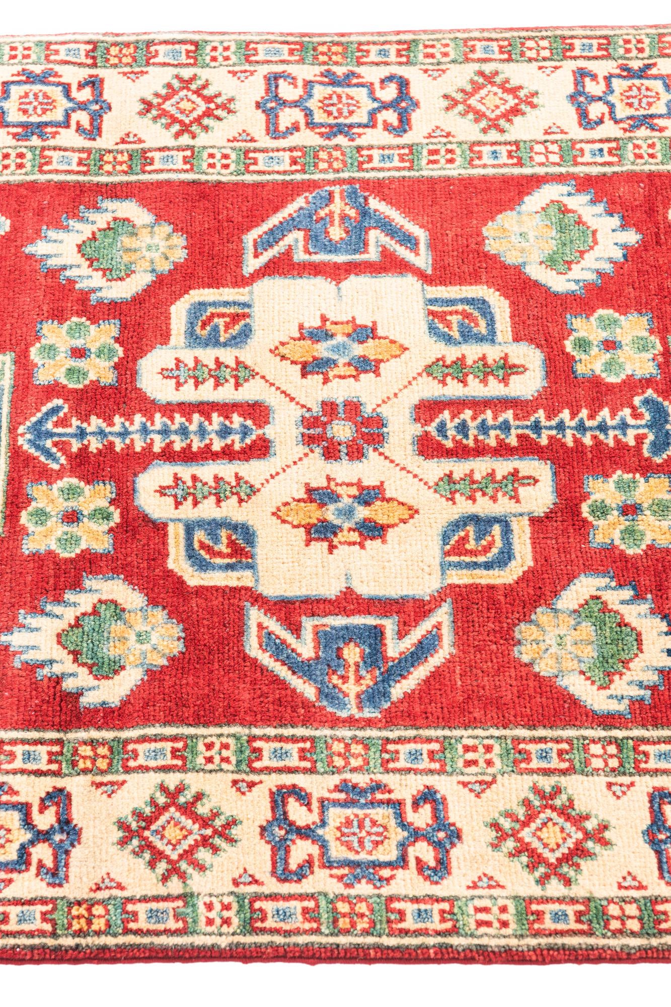 2' 8 x 4' 6 Hand Knotted Kazak Rug