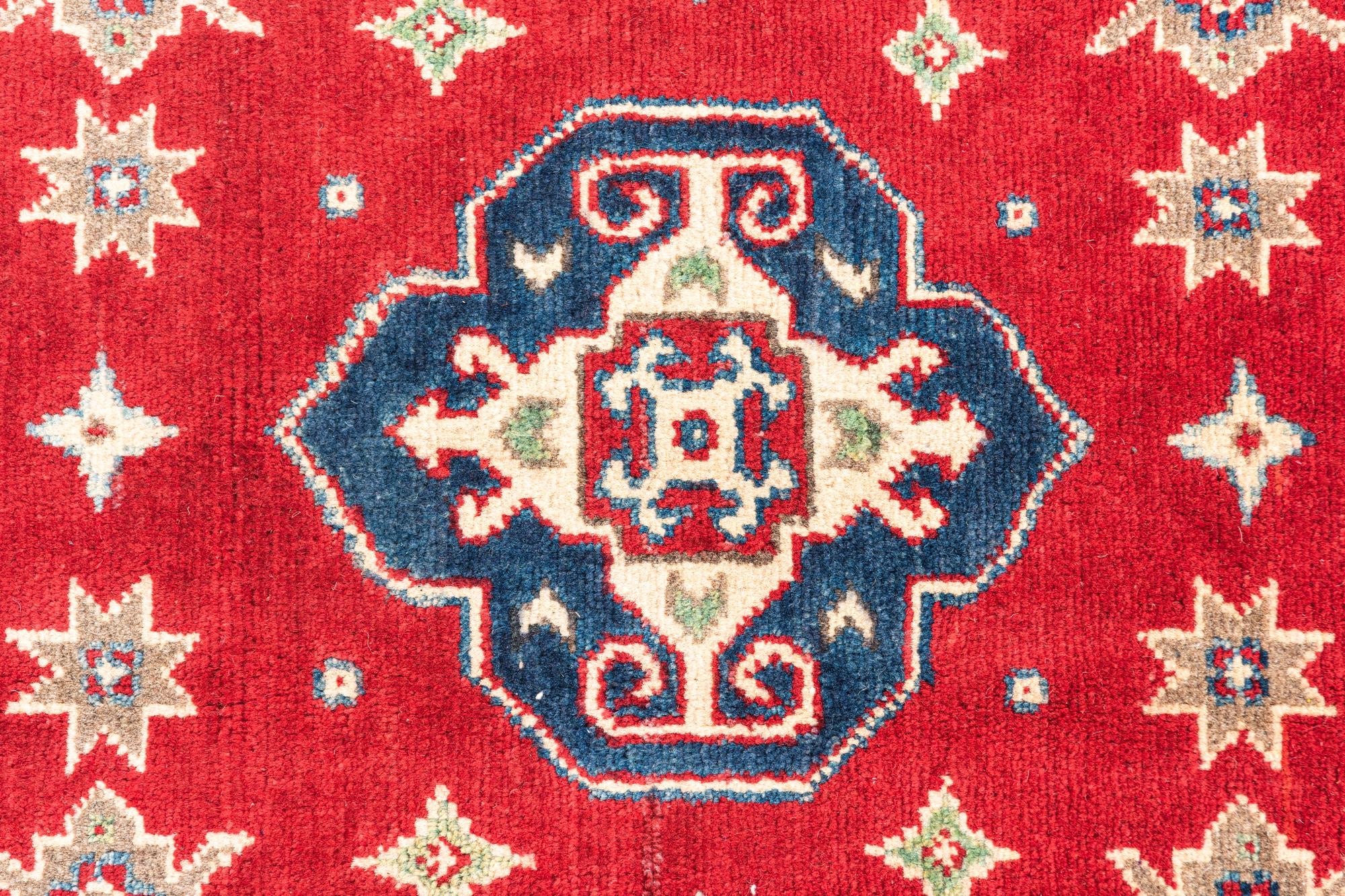 2' 9 x 4' 3 Hand Knotted Kazak Rug