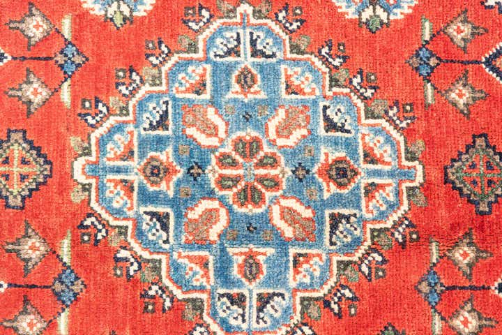 2' 8 x 4' 3 Hand Knotted Kazak Rug