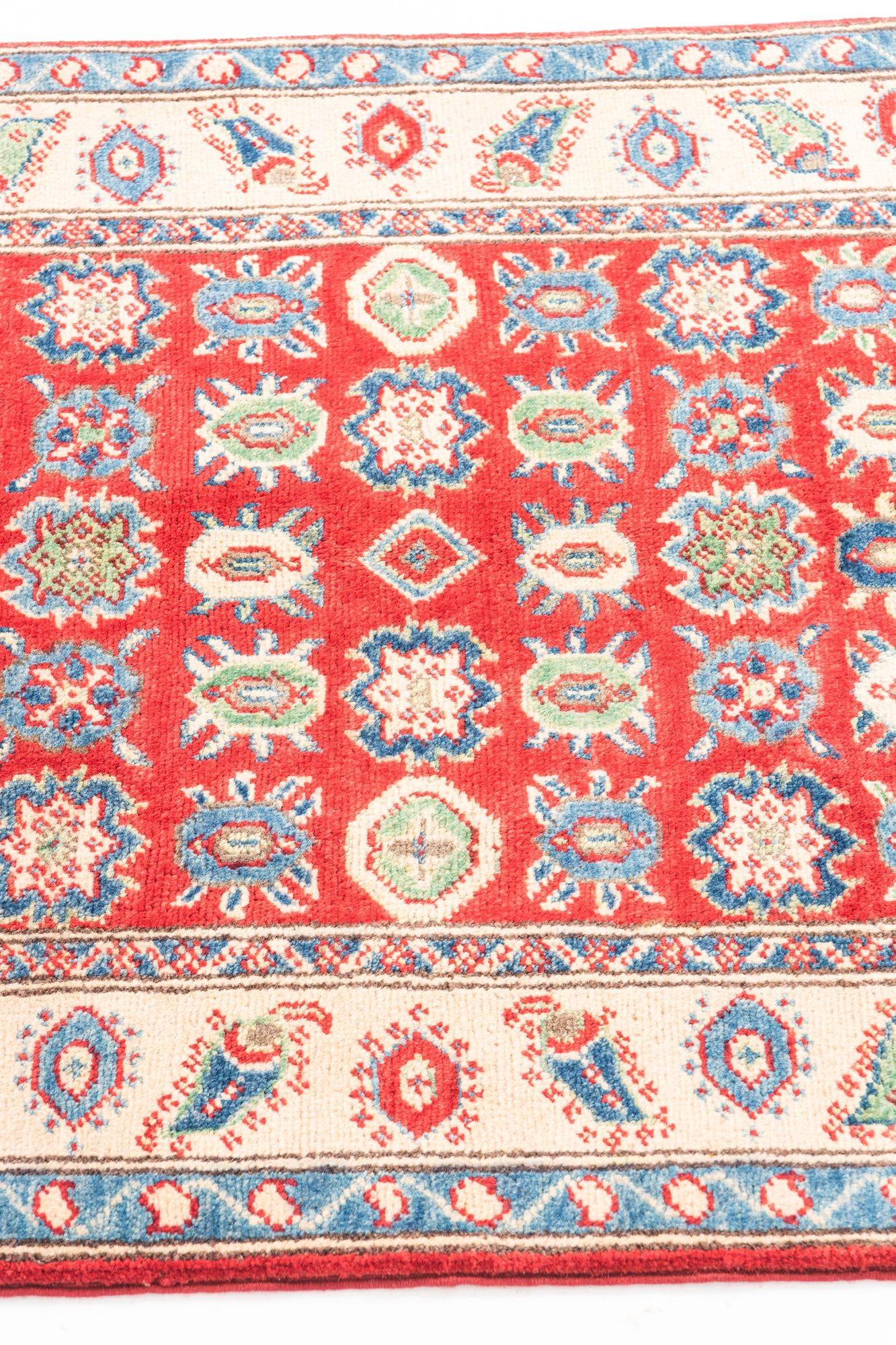 2' 9 x 4' Hand Knotted Kazak Rug