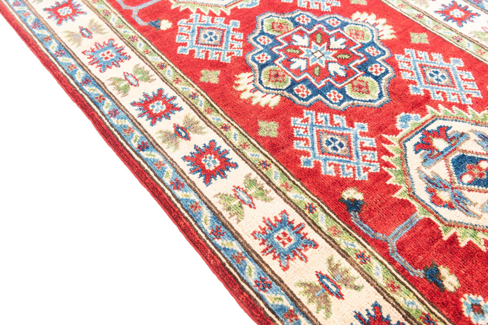 2' 7 x 4' 3 Hand Knotted Kazak Rug