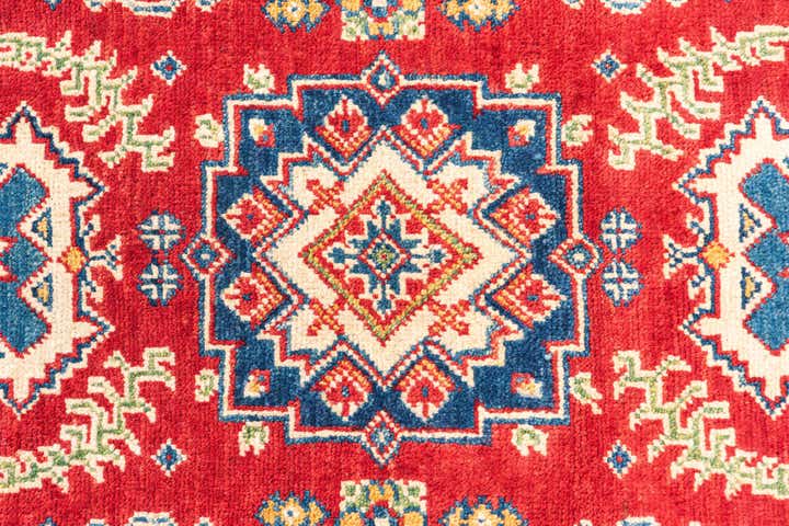 2' 7 x 4' Hand Knotted Kazak Rug