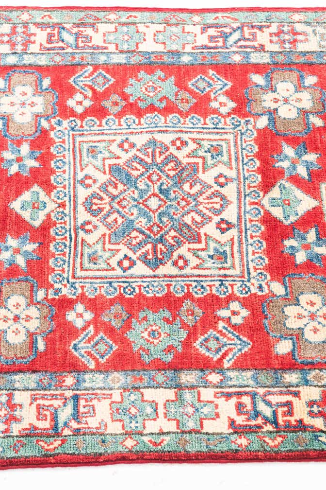 2' 7 x 4' 3 Hand Knotted Kazak Rug