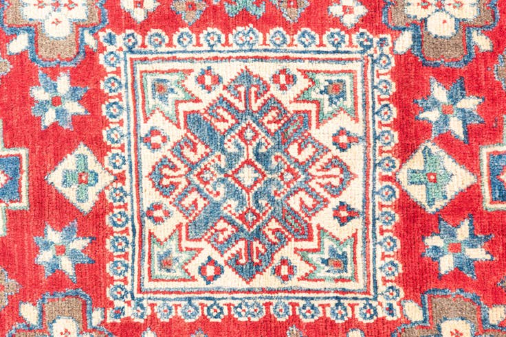 Detail image of 2' 7 x 4' 3 Hand Knotted Kazak Rug