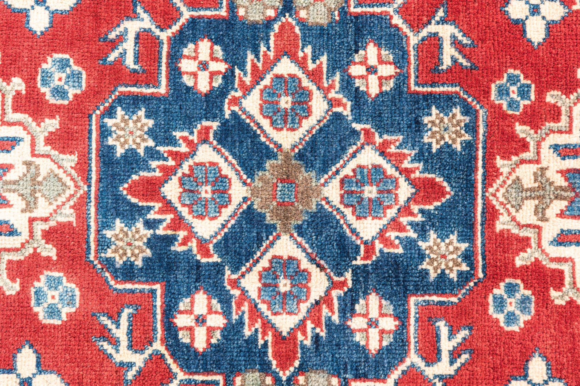 2' 8 x 4' Hand Knotted Kazak Rug