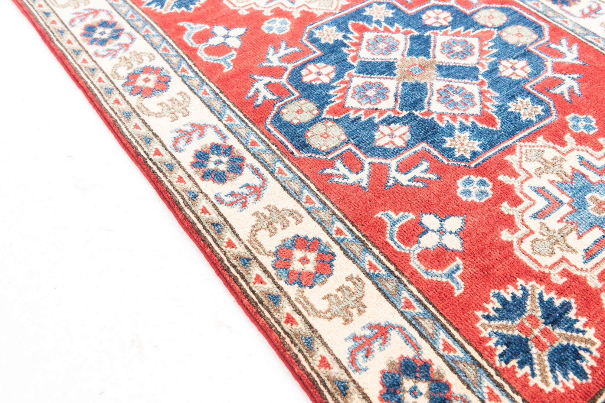 2' 8 x 4' Hand Knotted Kazak Rug