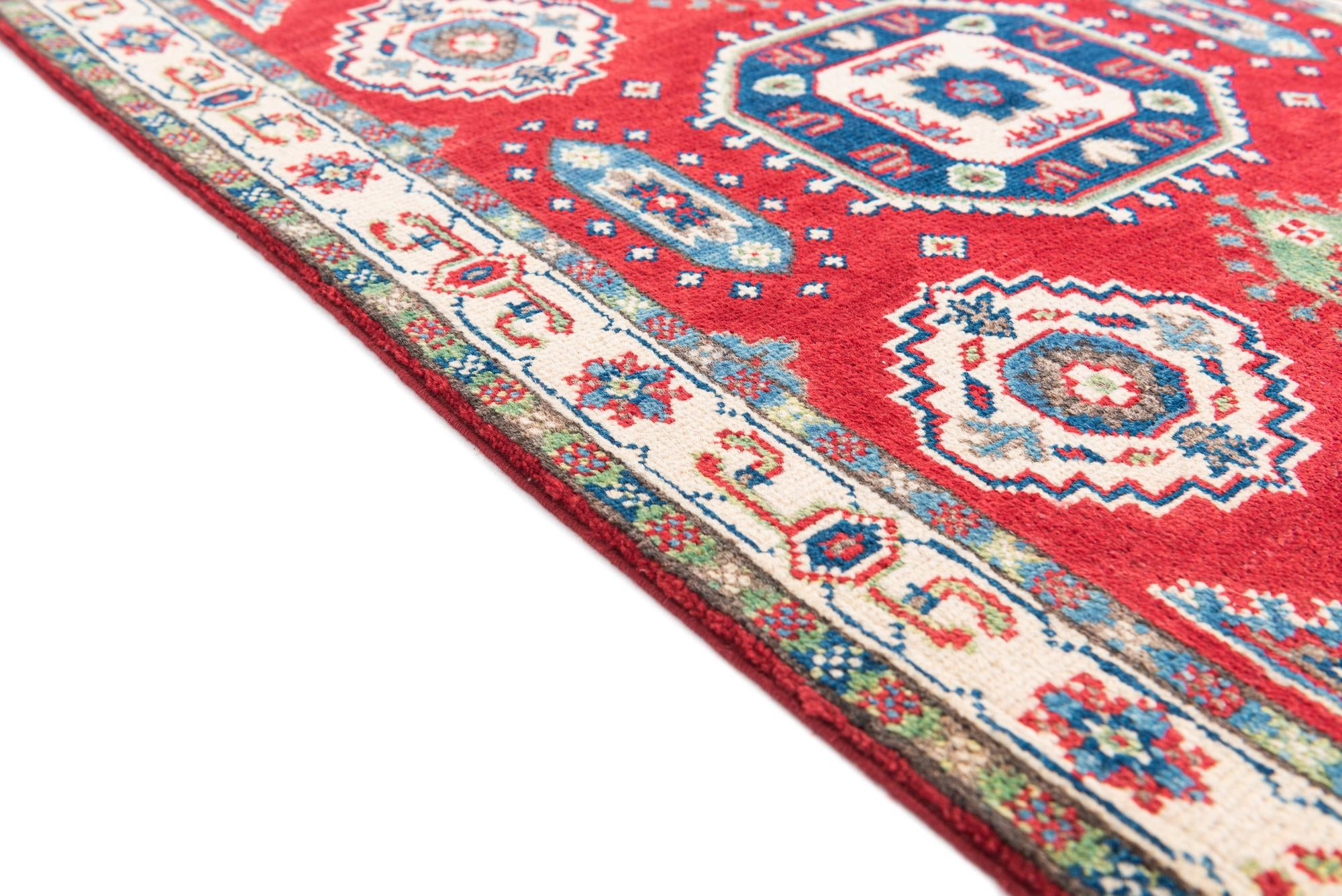 2' 7 x 4' 2 Hand Knotted Kazak Rug