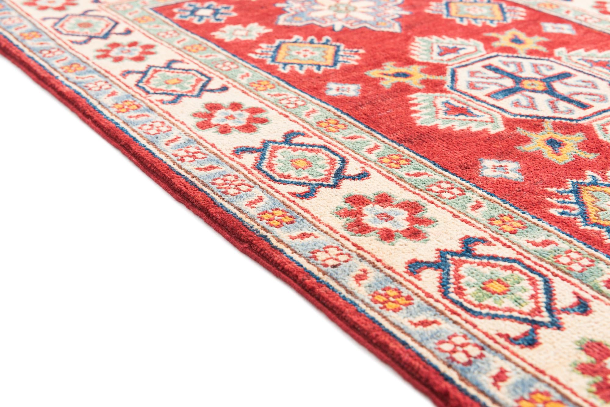 2' 7 x 4' 2 Hand Knotted Kazak Rug