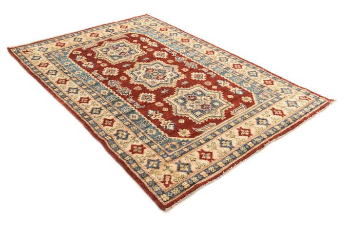 5' 6 x 8' 1 Hand Knotted Kazak Rug