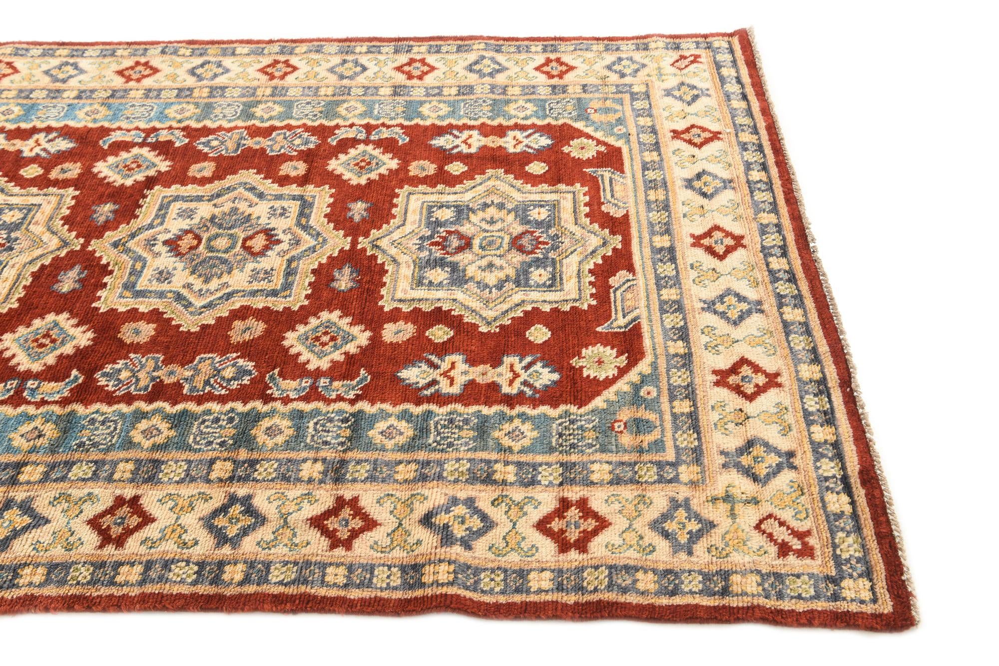 5' 6 x 8' 1 Hand Knotted Kazak Rug