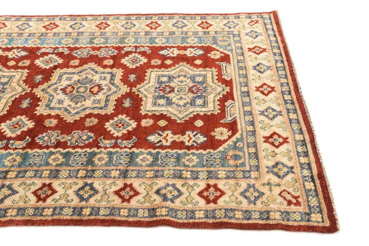 5' 6 x 8' 1 Hand Knotted Kazak Rug