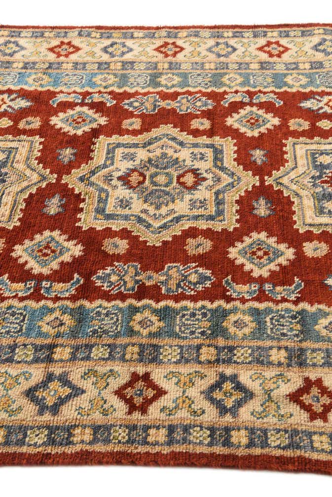 5' 6 x 8' 1 Hand Knotted Kazak Rug