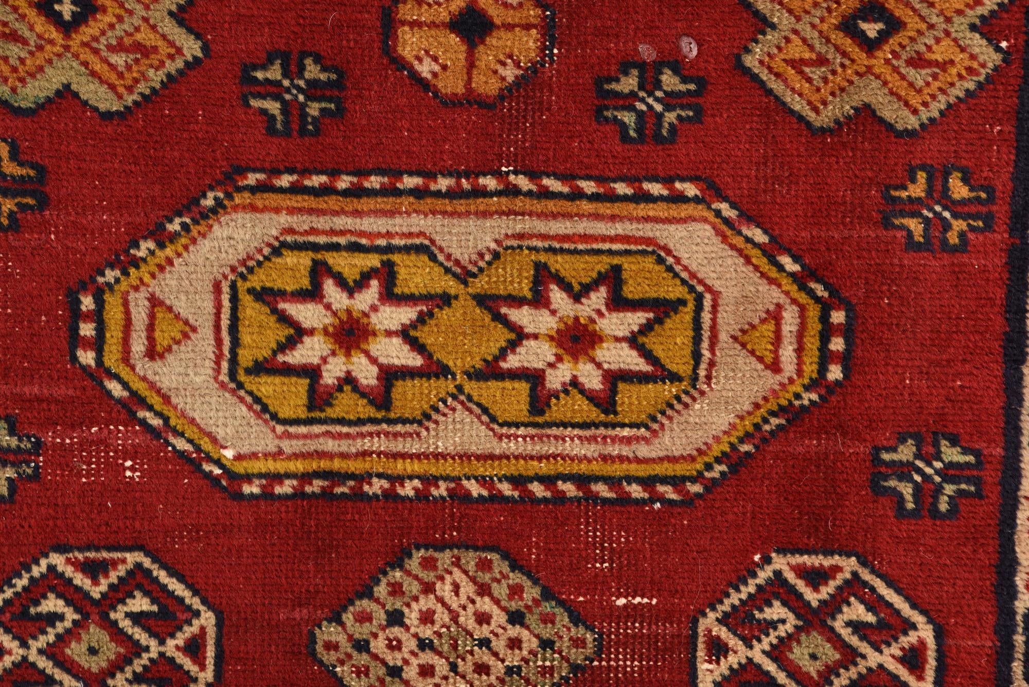 2' 8 x 4' 4 Hand Knotted Kazak Persian Wool Rug