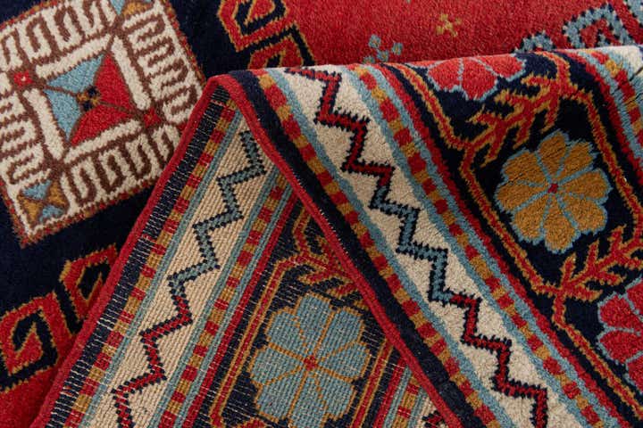 4' 3 x 6' 6 Hand Knotted Kazak Rug