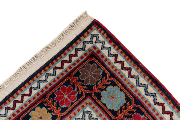 4' 3 x 6' 6 Hand Knotted Kazak Rug