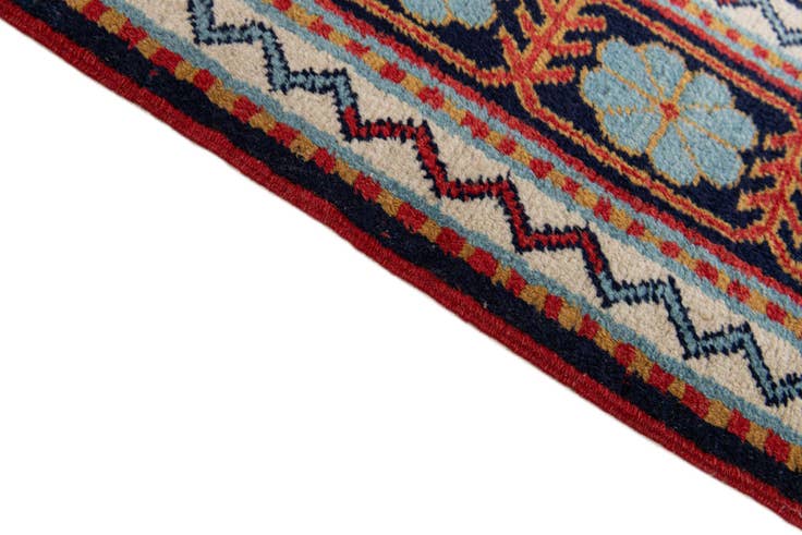 Detail image of 4' 3 x 6' 6 Hand Knotted Kazak Rug