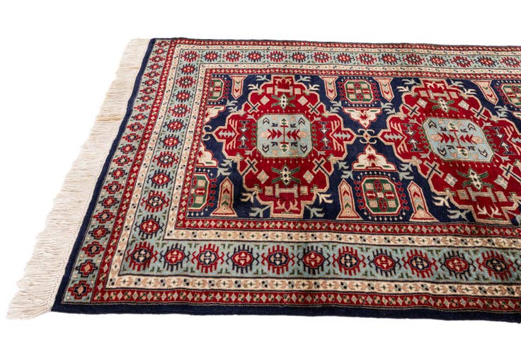 Detail image of 4' x 6' 1 Hand Knotted Kazak Rug