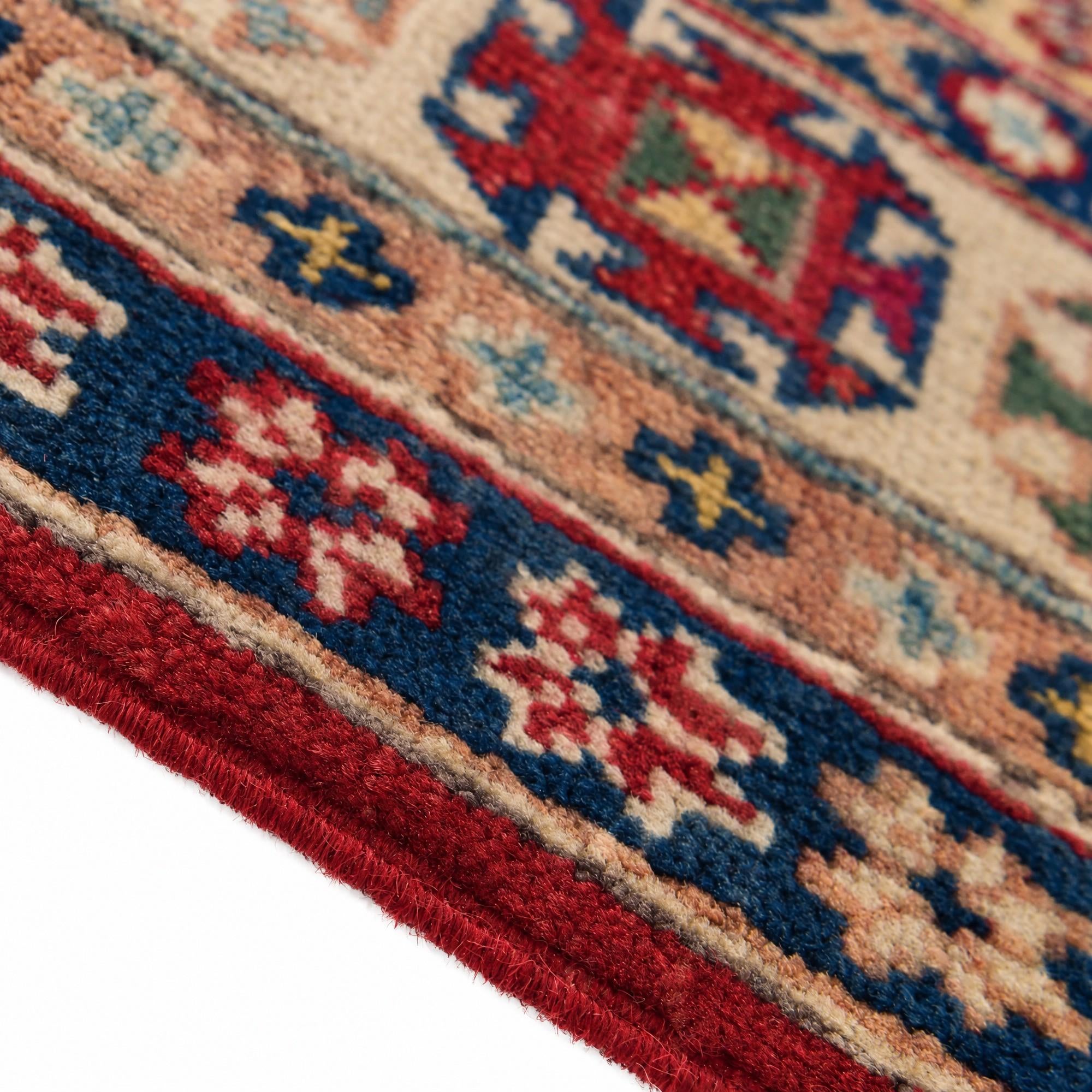 Detail image 8 of 12: 4' 2 x 5' 10 Hand Knotted Kazak Rug