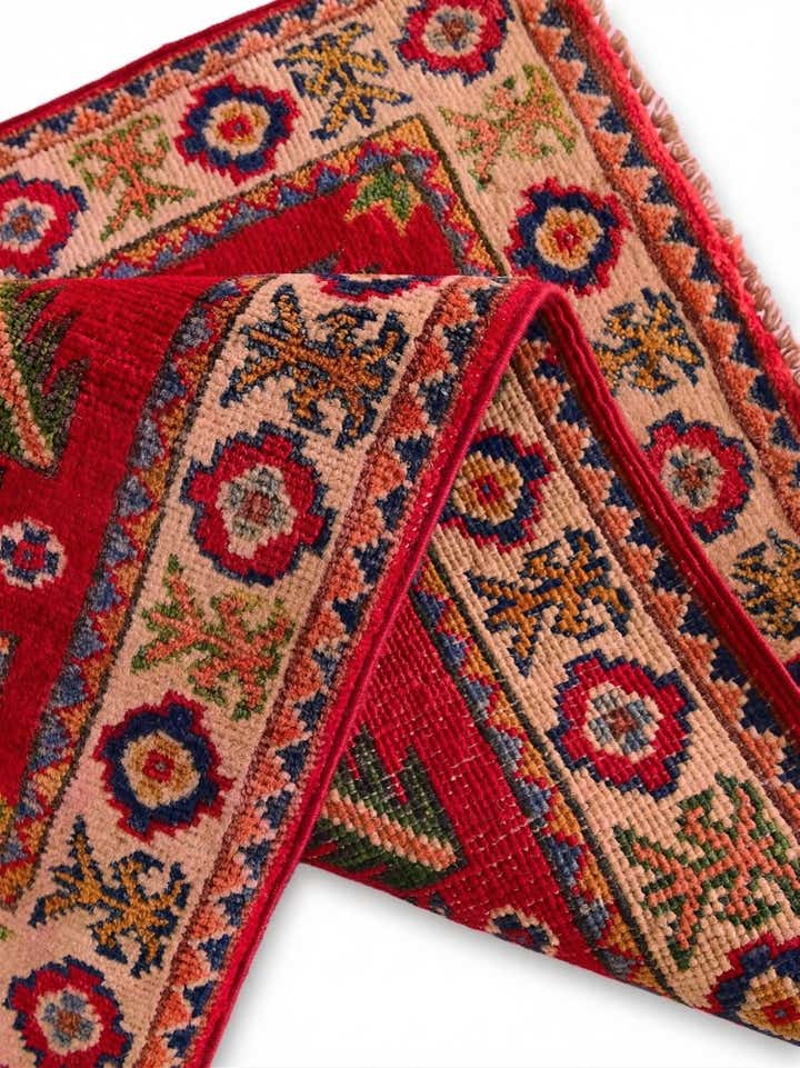 2' x 3' Hand Knotted Kazak Rug