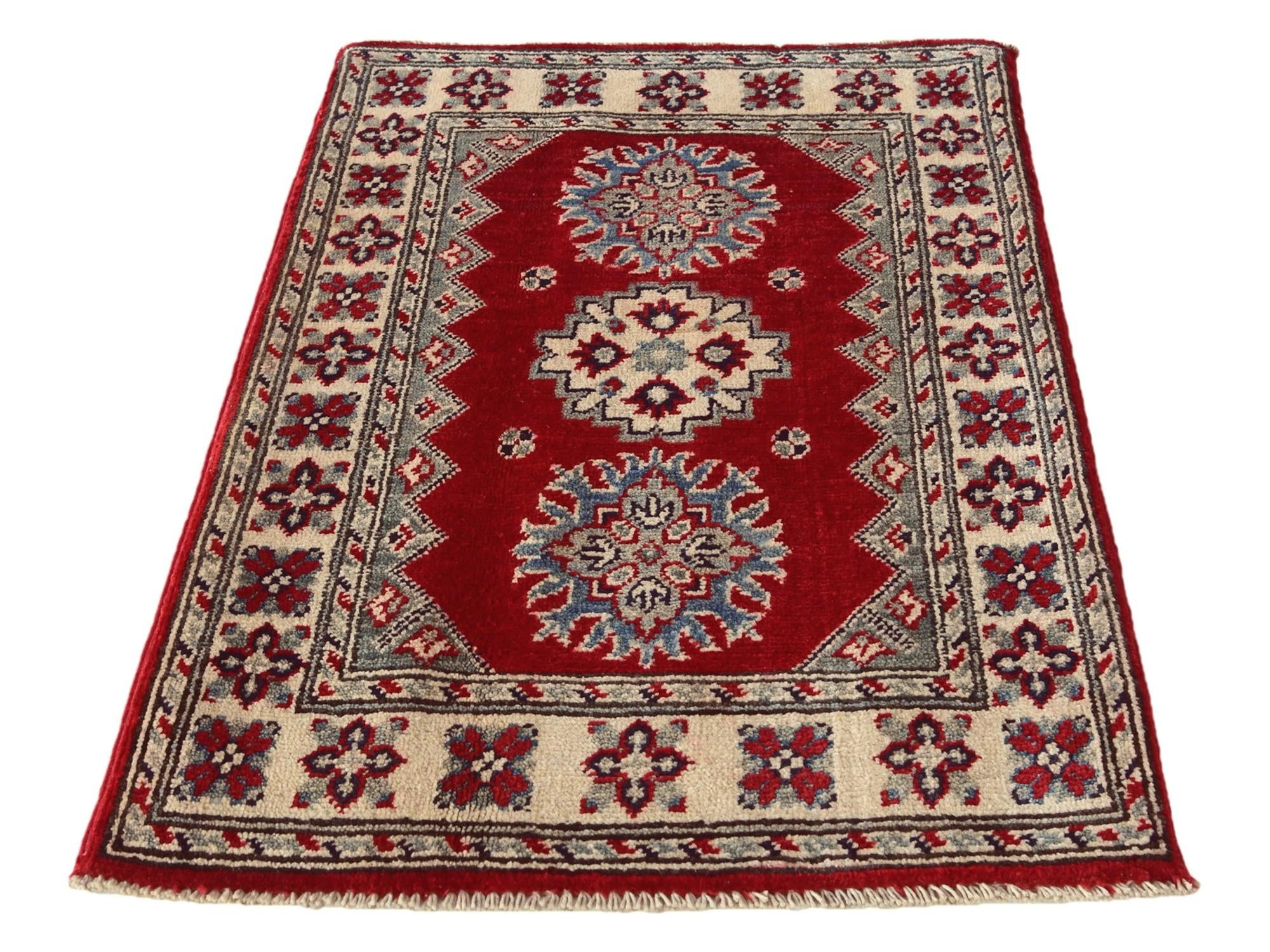 2' x 3' 1 Hand Knotted Kazak Rug