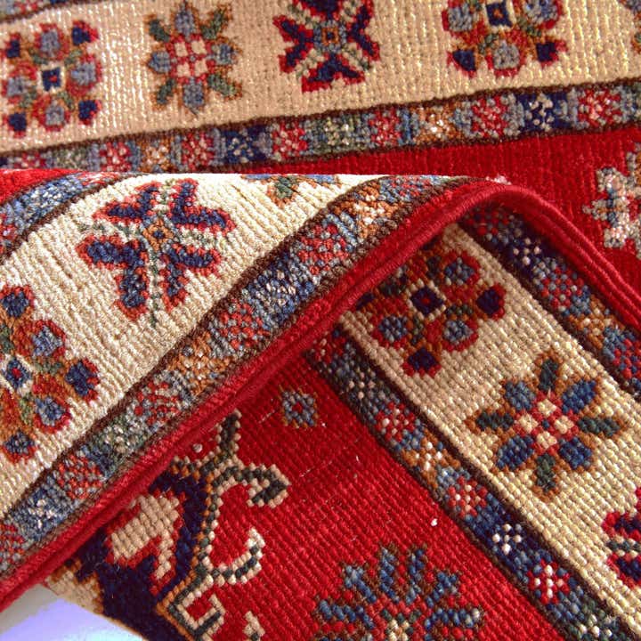 2' x 3' 1 Hand Knotted Kazak Rug