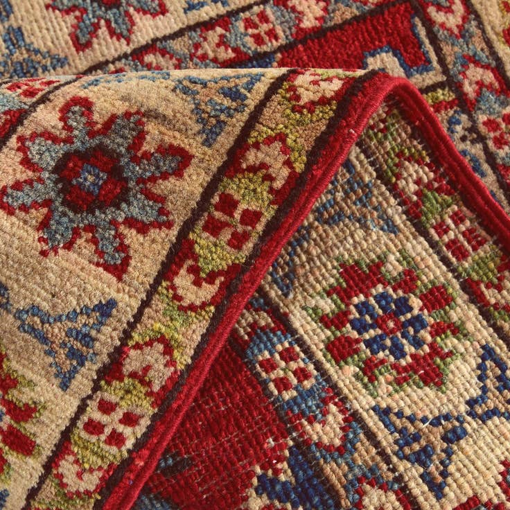 Detail image of 2' x 3' Hand Knotted Kazak Rug