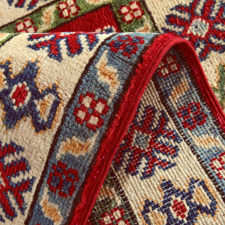 Detail image of 2' x 3' 1 Hand Knotted Kazak Rug