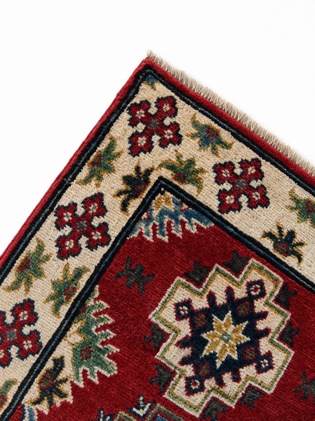 2' x 3' 1 Hand Knotted Kazak Rug