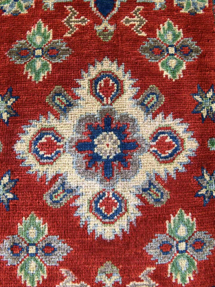 2' x 3' 1 Hand Knotted Kazak Rug