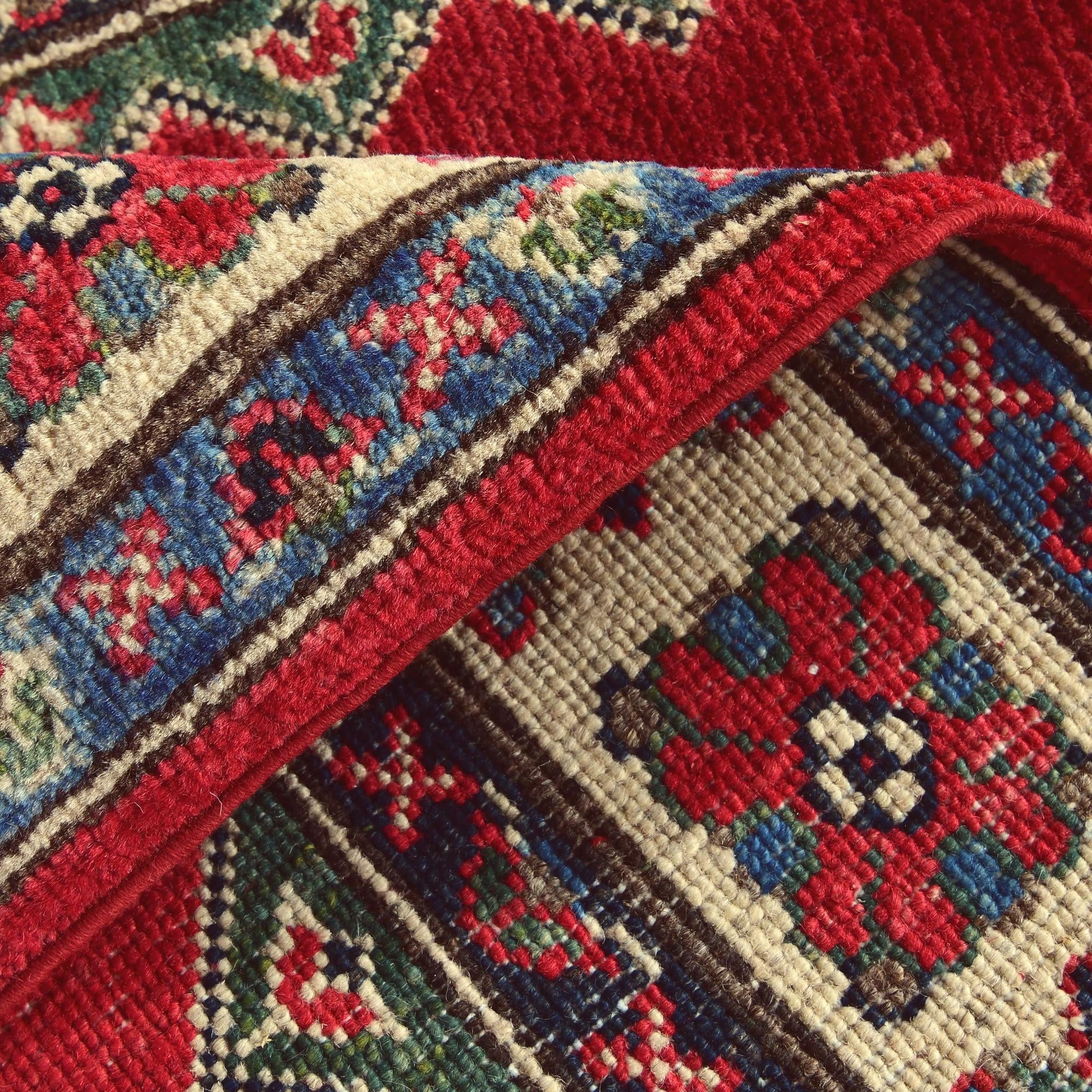 2' 7 x 4' 3 Hand Knotted Kazak Rug
