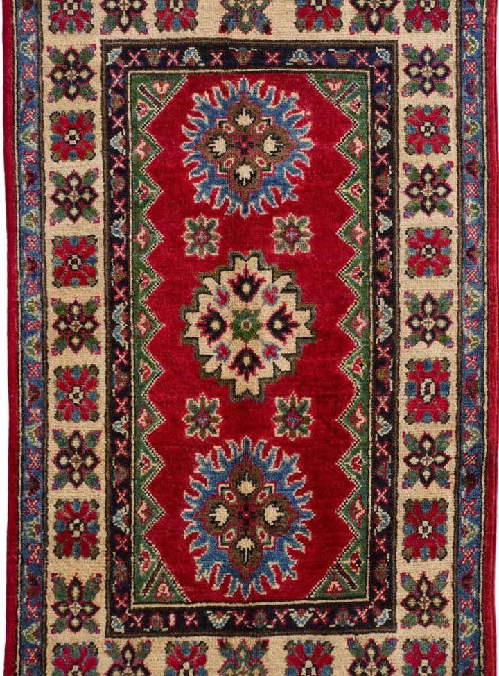 2' 7 x 4' 3 Hand Knotted Kazak Rug