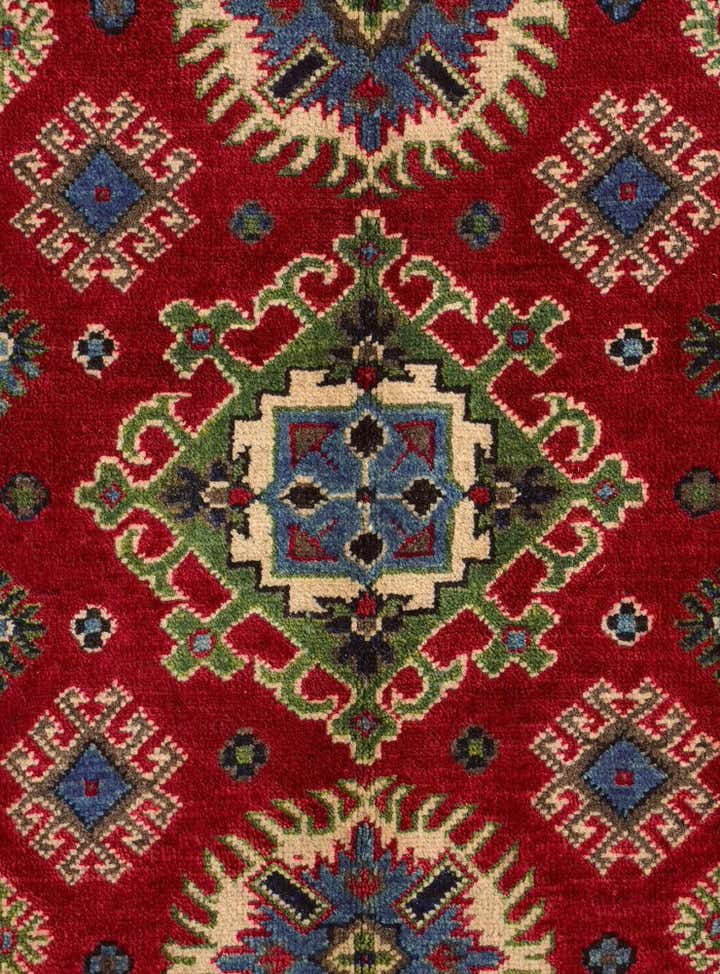 2' 9 x 4' Hand Knotted Kazak Rug