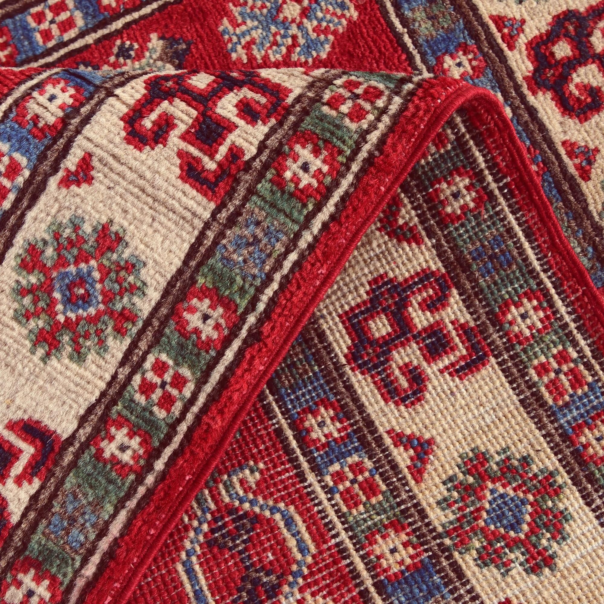 2' 7 x 4' 2 Hand Knotted Kazak Rug