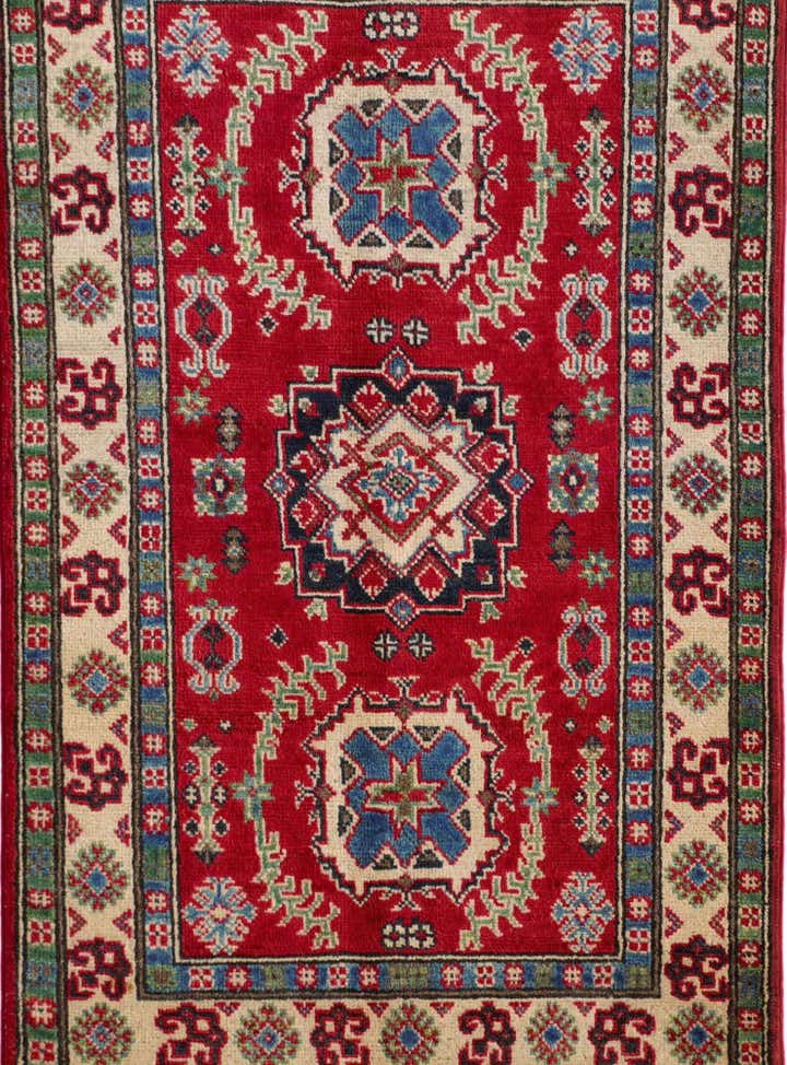 2' 7 x 4' 2 Hand Knotted Kazak Rug