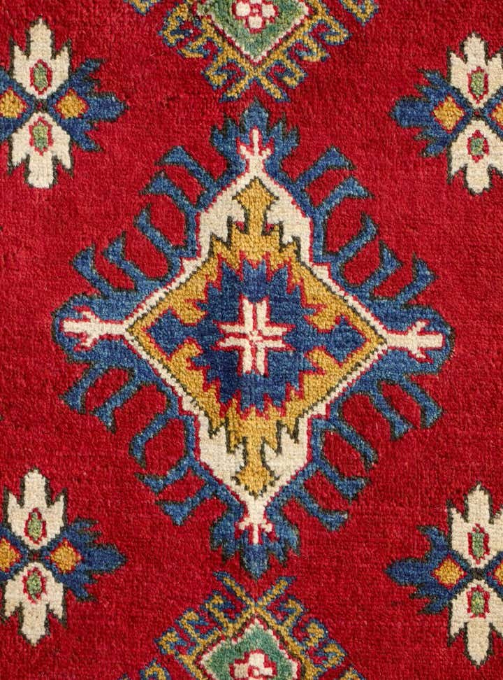 2' 7 x 3' 10 Hand Knotted Kazak Rug