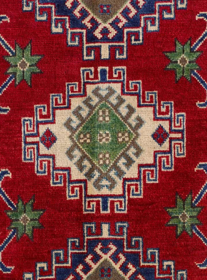 2' 8 x 4' 3 Hand Knotted Kazak Rug