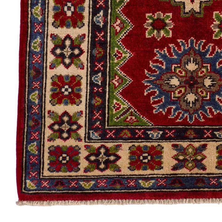 2' 8 x 3' 9 Hand Knotted Kazak Rug
