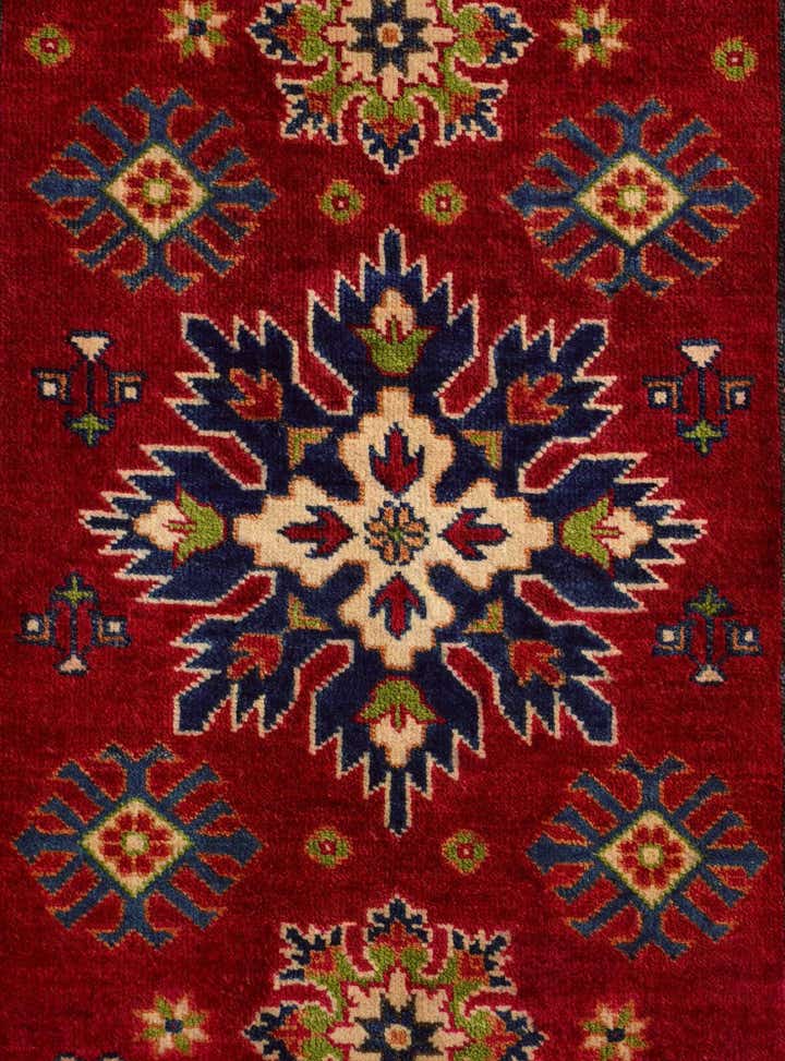 2' 9 x 4' 3 Hand Knotted Kazak Rug