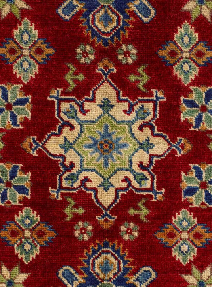 2' 8 x 4' 2 Hand Knotted Kazak Rug