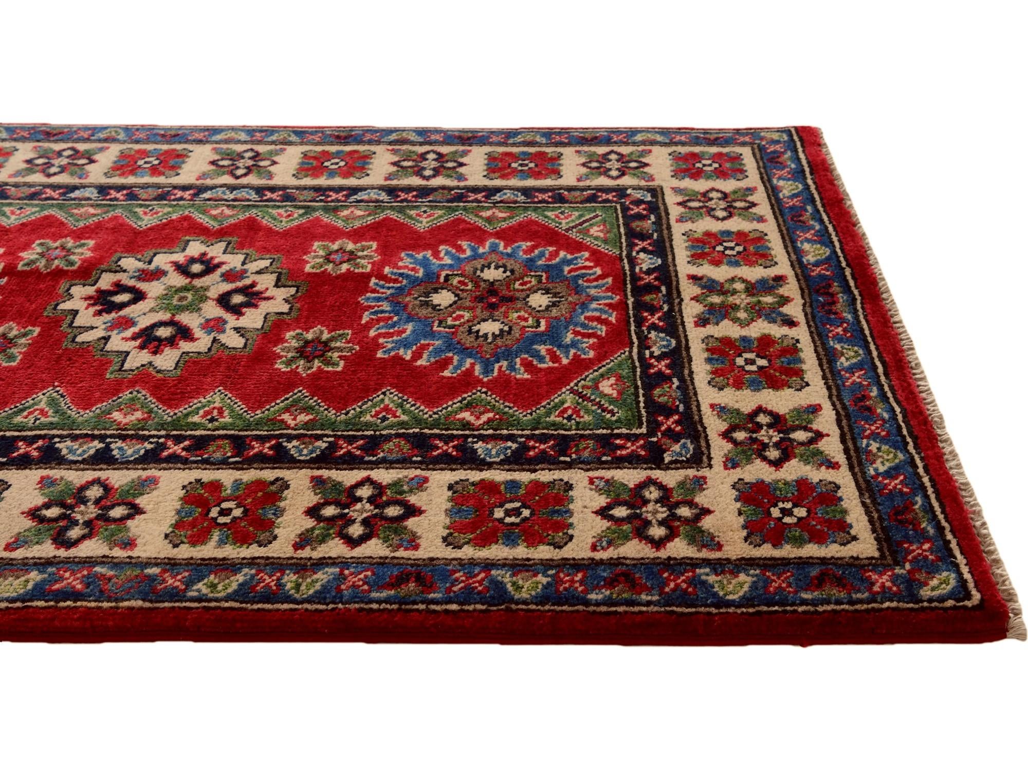 2' 8 x 4' 2 Hand Knotted Kazak Rug